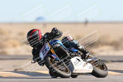 media/Dec-07-2025-CVMA (Sun) [[3e7d2de5dc]]/Race 11-Formula 2-CVMA Hooligans-American Thunder/